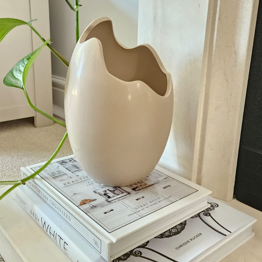 Oatmeal Flora Vase
